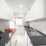 Modern Apartment In The Heart Of Lagos City #1942